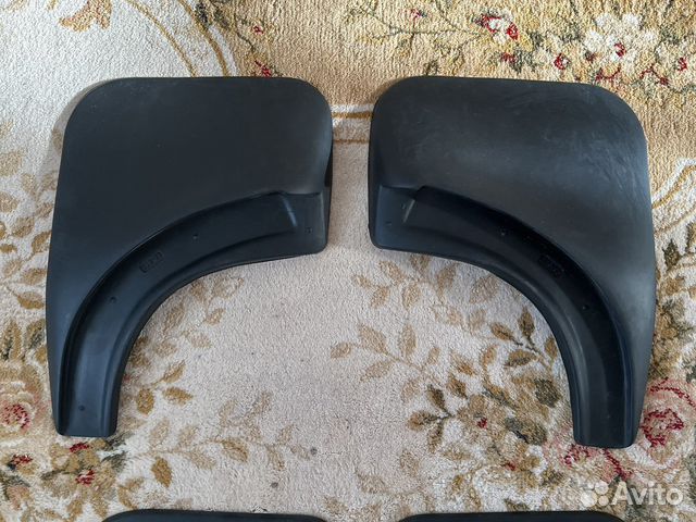 Брызговики volkswagen touareg 2010