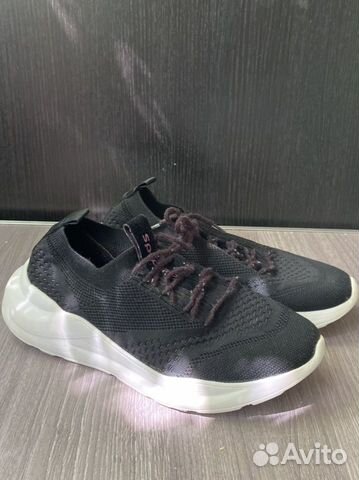 Кроссовки женские 40 размер