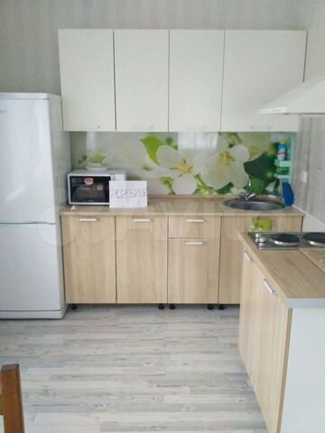 2-к. квартира, 42 м², 3/10 эт.