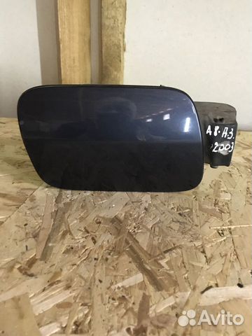 Лючок бензобака ауди А8 D3 2003