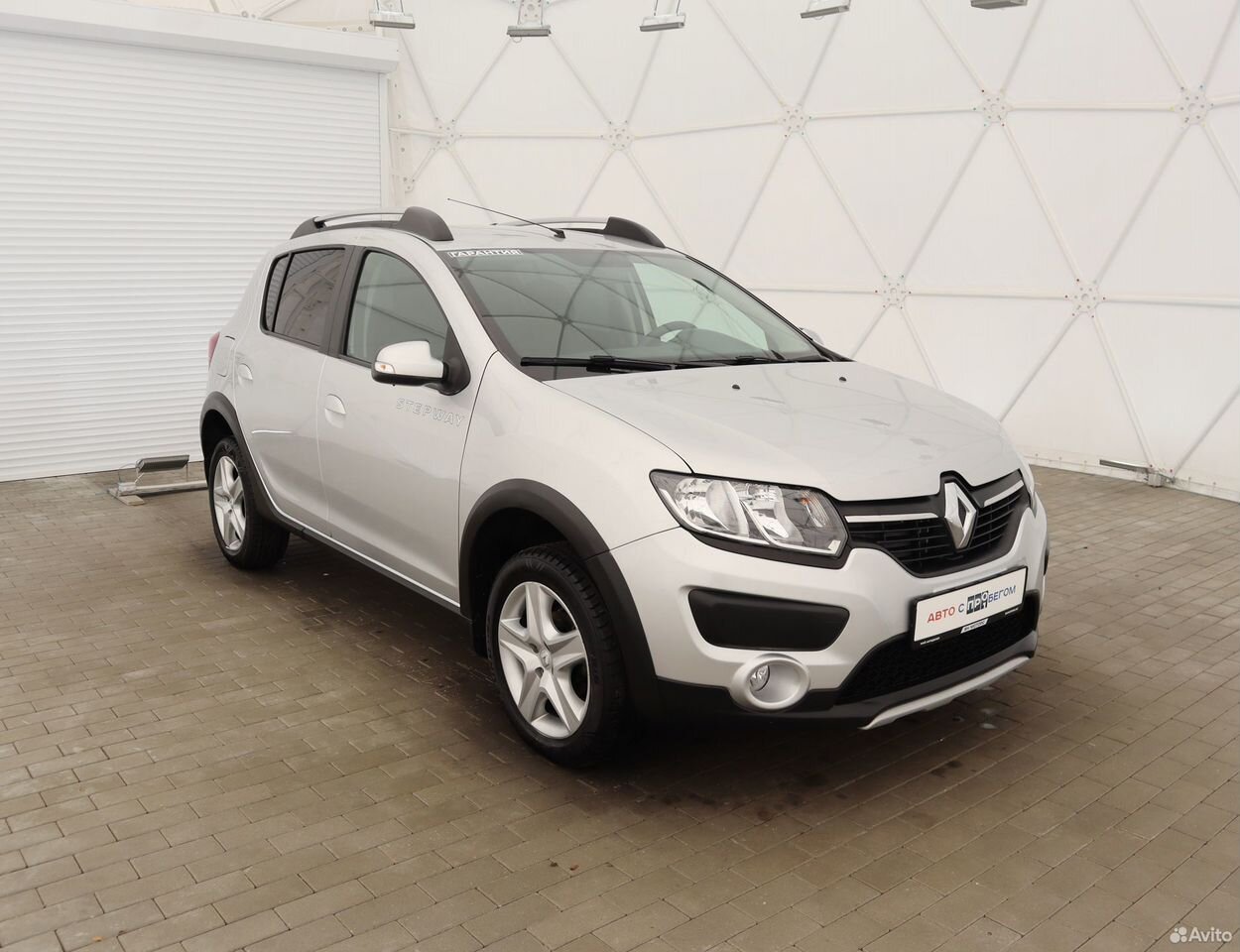 Рено сандеро золотистый. Renault sandero stepway 2014 красный. Авито рено степвей нижегородская область. Авито рено степвей нижегородская область. Авито рено степвей нижегородская область.
