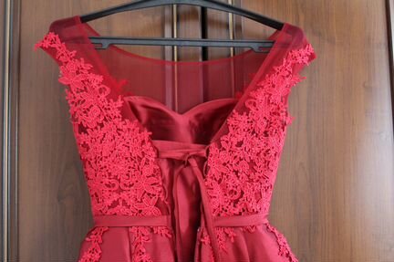 Продам красивое платье