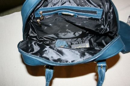 Новая сумка + косметичка Deboro