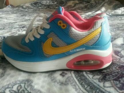 Кроссовки Nike