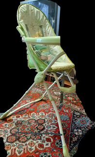 Стульчик для кормления ребенка