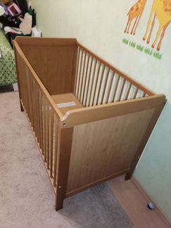 Детская кроватка
