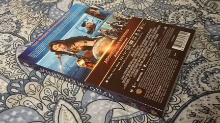 Чудо-женщина DVD диск