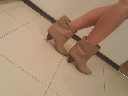 Сапоги кожаные бежевые р.41