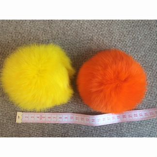 Брошь-помпон из меха кролика, новая