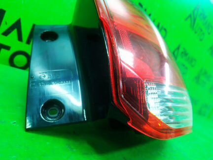 Фонарь правый Mitsubishi Outlander 3 рестайлинг 2