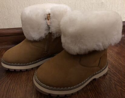 Сапожки zara на овчине детские 22 размер