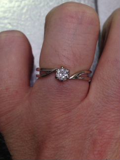 Золотое кольцо с бриллиантом СССР