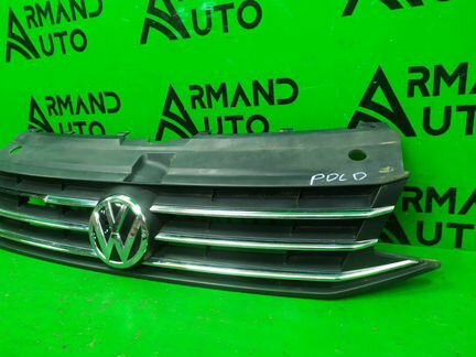 Решетка радиатора Volkswagen Polo 5 sedan 2015