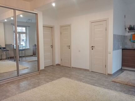 2-к квартира, 55 м², 1/4 эт.