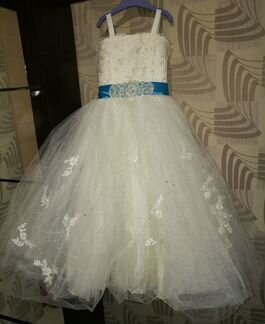 Пышное и очень красивое платье