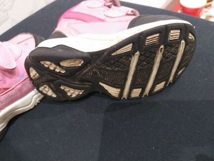 Кроссовки утепленные