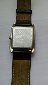 Часы женские Jacques Lemans