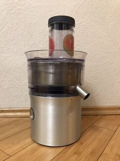 Соковыжималка Kenwood JE950