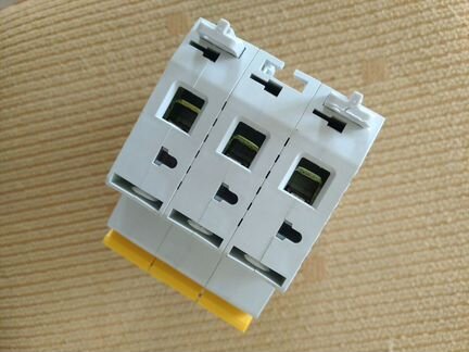 Автоматический выключатель iEK c 32