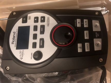 Электронная ударная установка roland TD-11