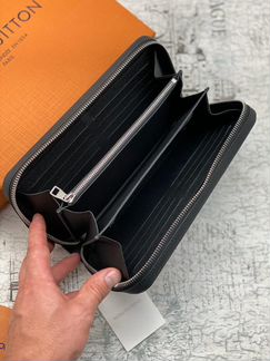 Барсетка Louis Vuitton