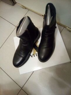 Мужские ботинки. vitacci. 41