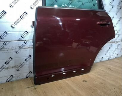 Дверь задняя левая VW Touareg 2002-2010 красная