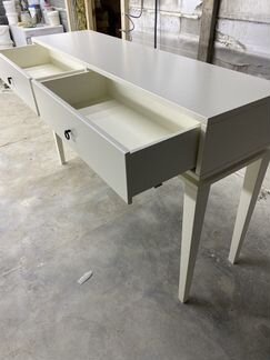 Консоль в прихожую