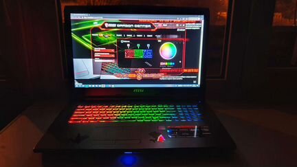 Игровой ноутбук MSI GF72 8RD