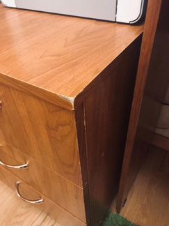 Компьютерный стол, стенка