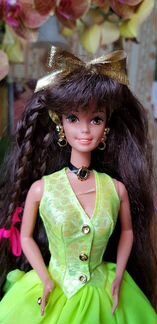 Кукла 1994 Cut and Style Brunette Barbie Doll