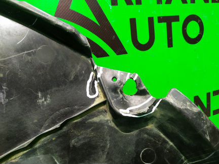 Пыльник бампера (двигателя) Toyota Camry V70 2018