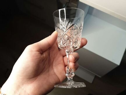 Хрустальные рюмки