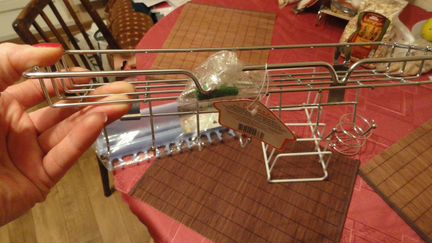 Полка для приборов и ножей