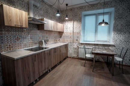 2-к. квартира, 50 м², 1/9 эт.