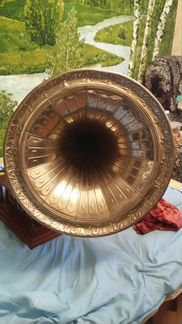 Продам Старинный раритетный Граммофон-1904г