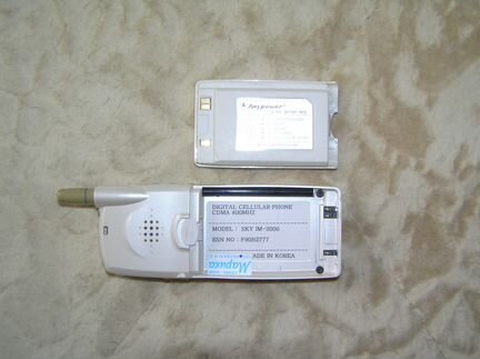 Телефон SKY IM-2000