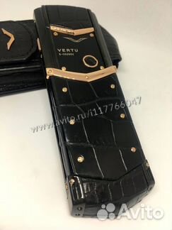 Vertu Signature S Design Ultimate Gold Alligator