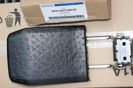 Подголовник сиденья 3 ряда Ford BU5Z96611A08BC