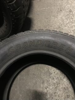 275 55 17 Dunlop Grandtrek