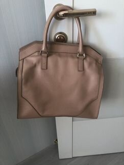 Сумка бежевая, большая. Coccinelle