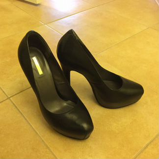 Продам женские туфли