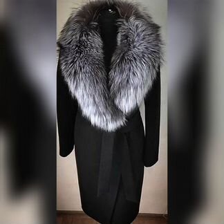 Зимнее пальто с натуральным мехом