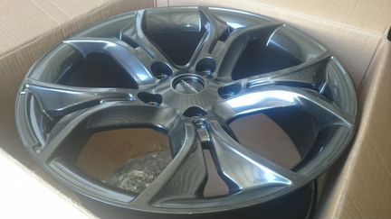 Invader R20 Toyota LC200 Lexus LX570 5/150 HB