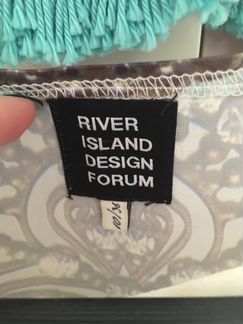 Платье расшитое River Island