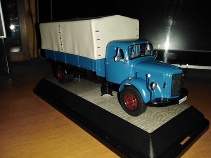 Mercedes-benz L3500 1:43 Premium Classixxs