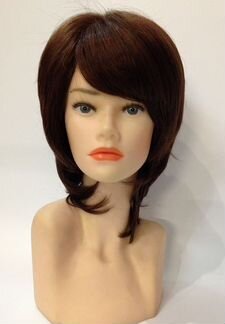 Парик из искусственных волос Sarah