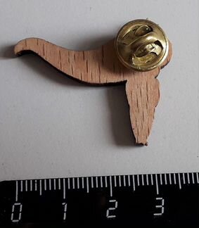 Деревянная брошь coreyagi 