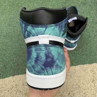 Кроссовки Nike Air Jordan 1 Retro High