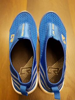 Кроссовки, 39